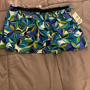 Swim skirt, never worn